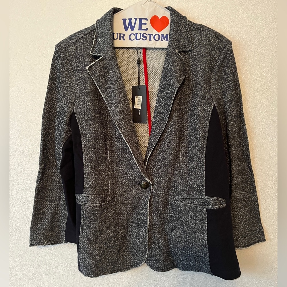 Women's Gray and Black Blazer